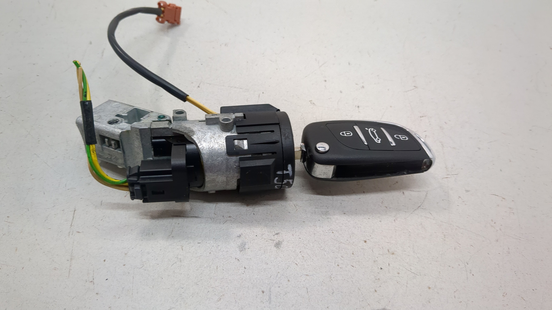 Замок зажигания