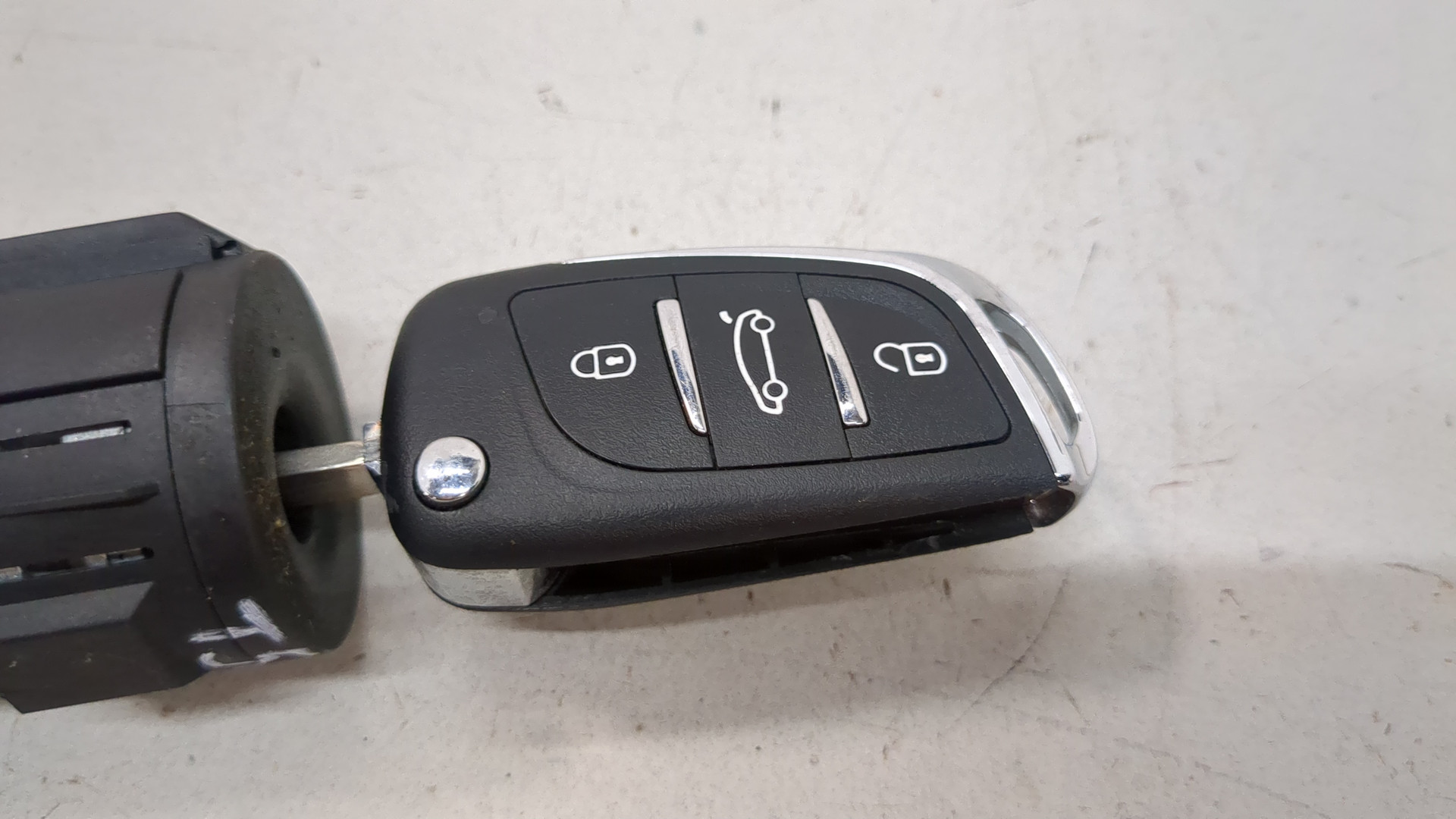 Замок зажигания