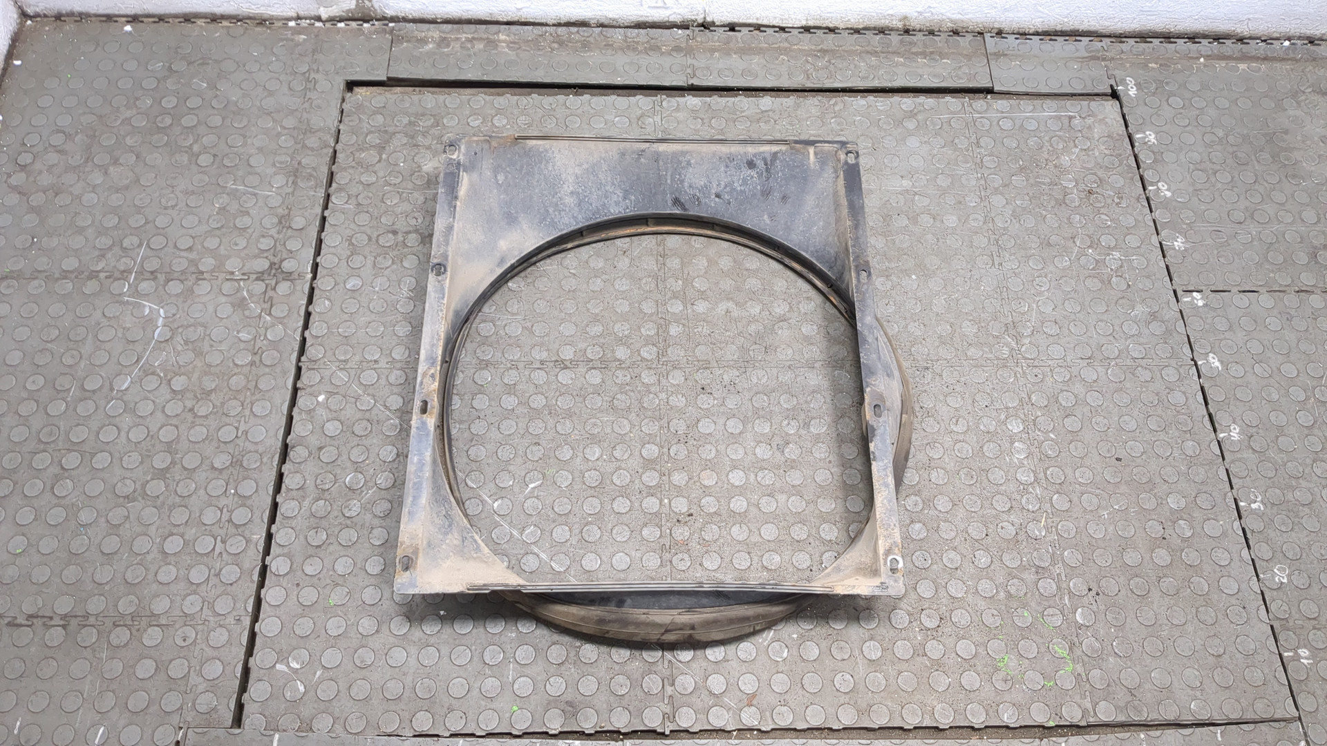 Диффузор вентилятора