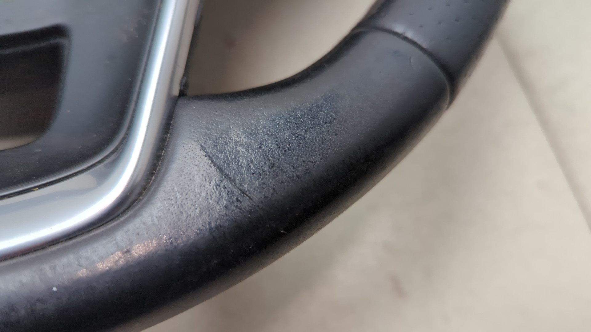 Рулевое колесо (руль)