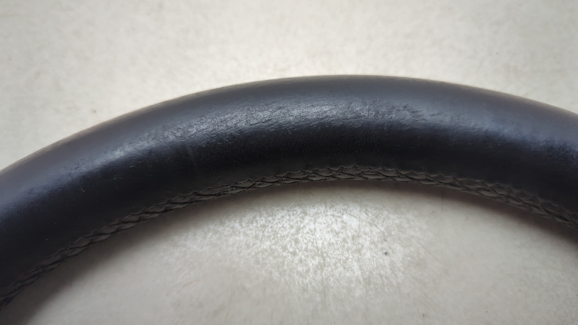 Рулевое колесо (руль)