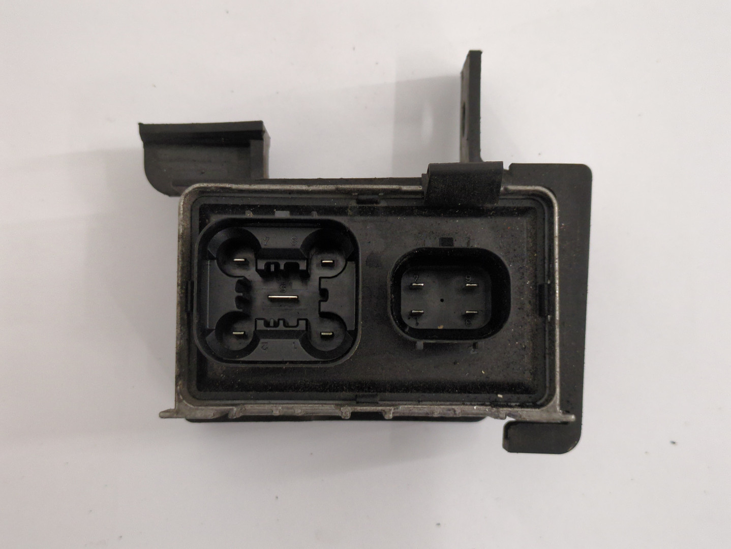 Реле свечей накала