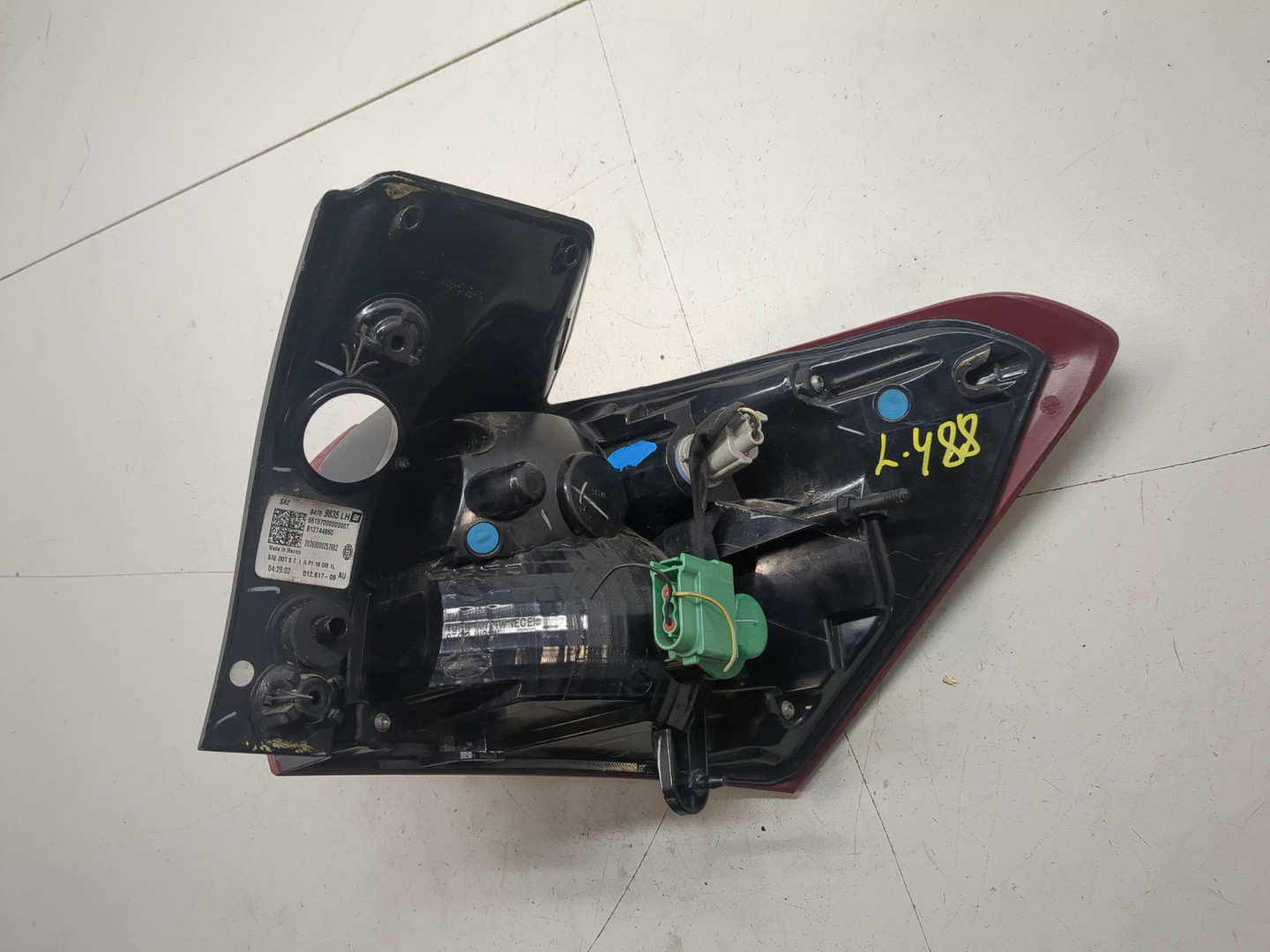 Фонарь задний левый