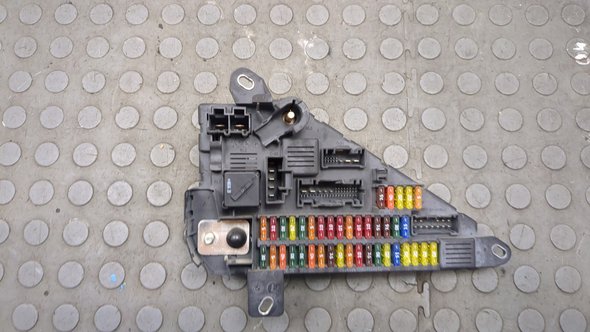 Блок предохранителей