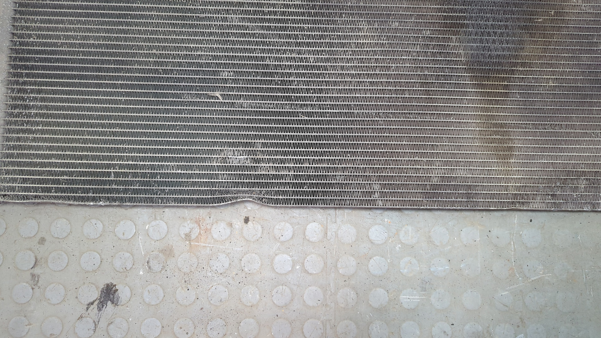 Радиатор кондиционера / конденсер