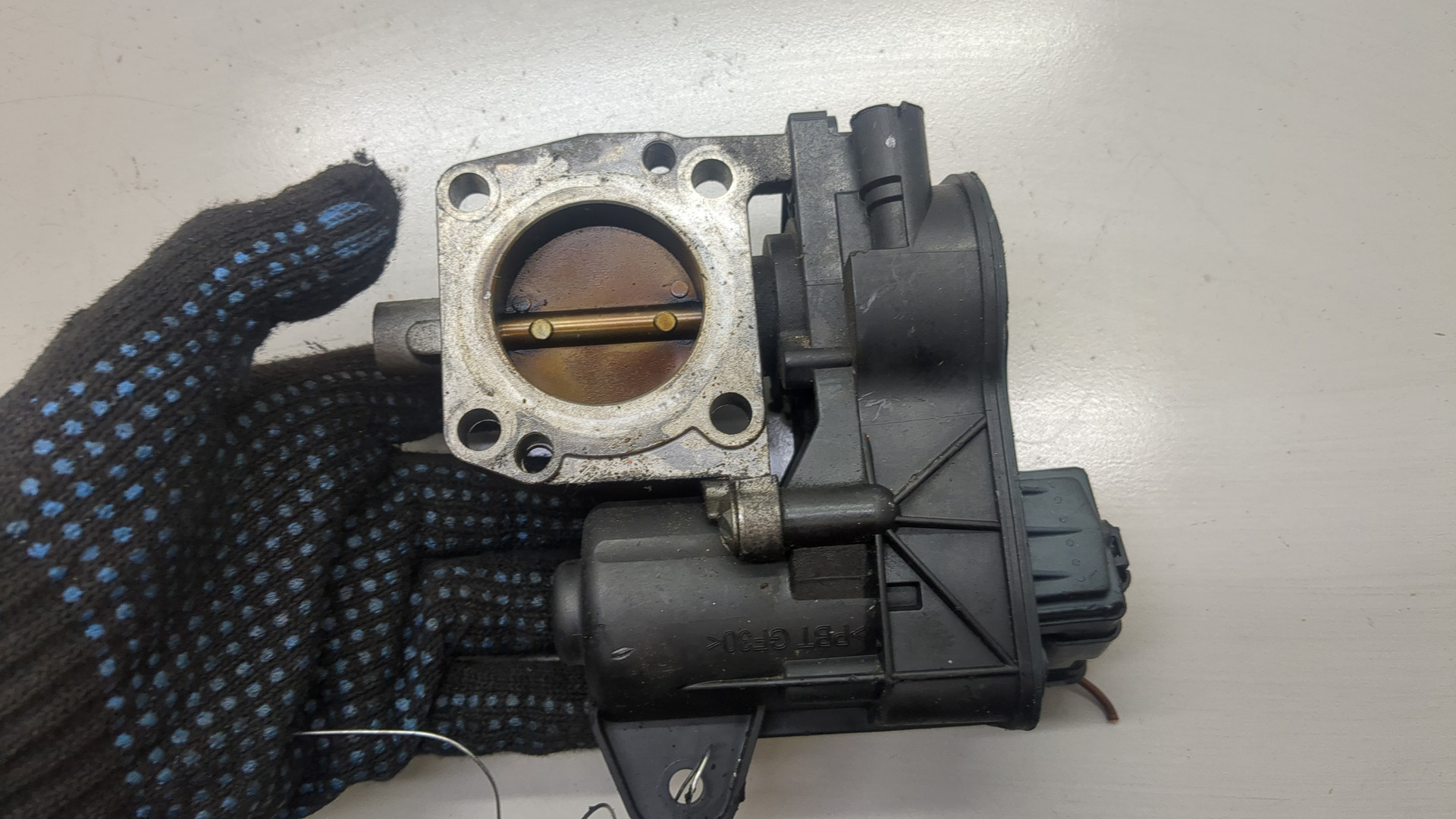 Заслонка дроссельная электрическая