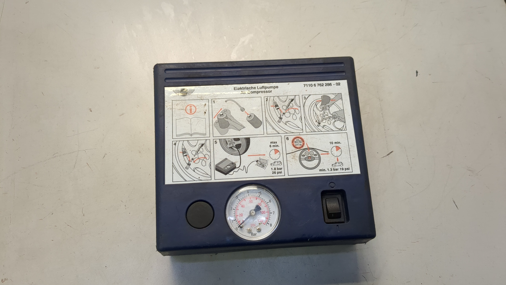 Компрессор подкачки колес