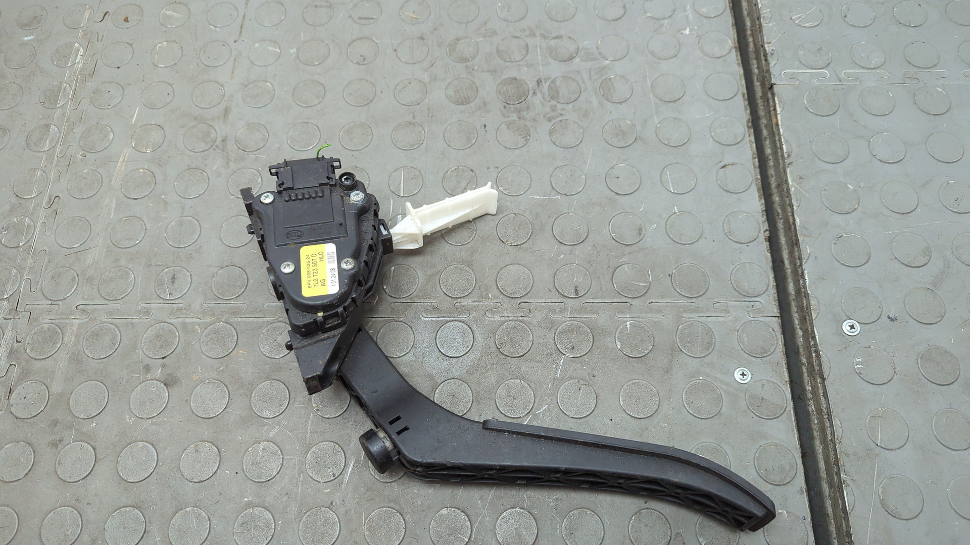 Педаль газа