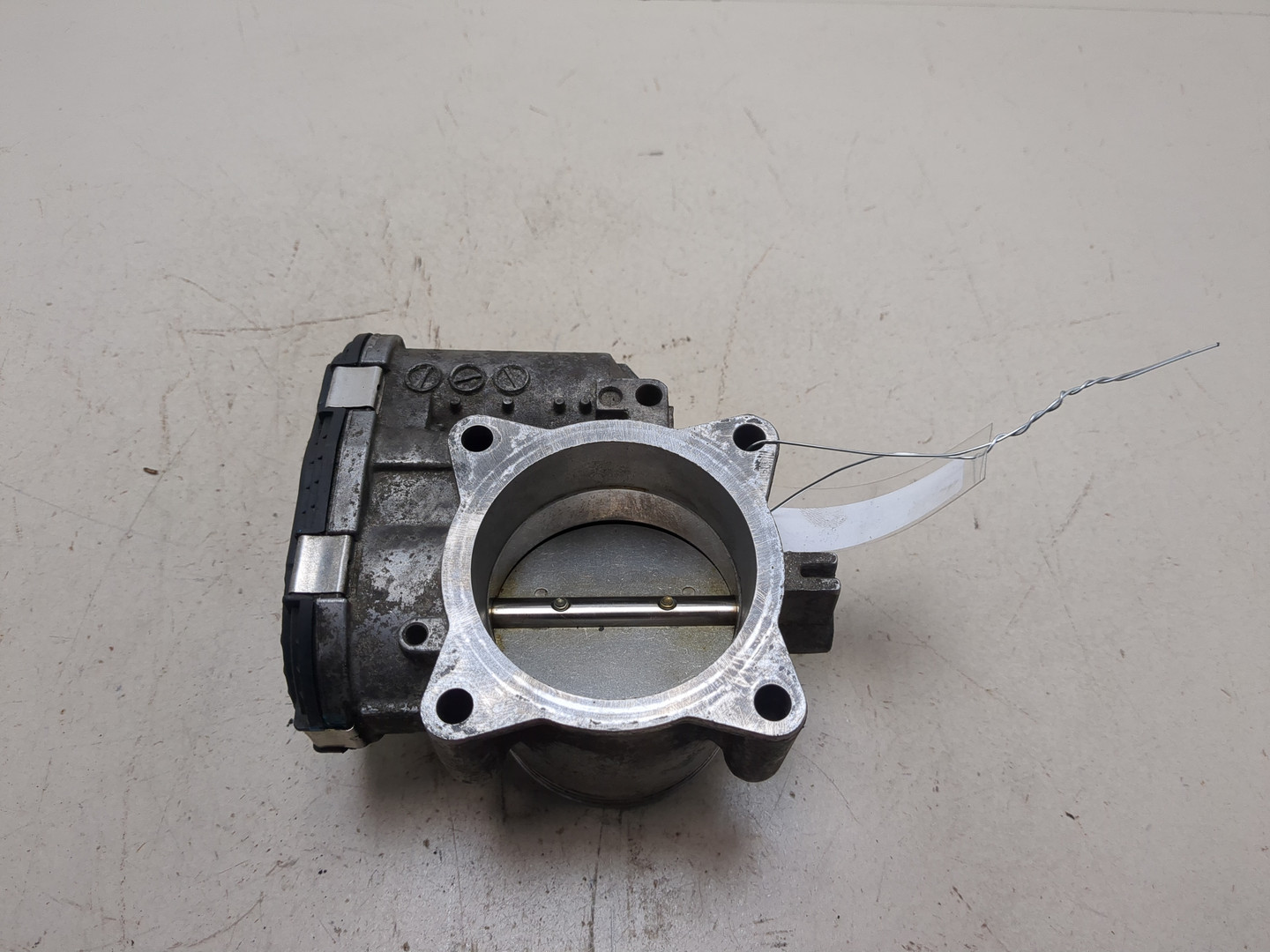 Заслонка дроссельная электрическая