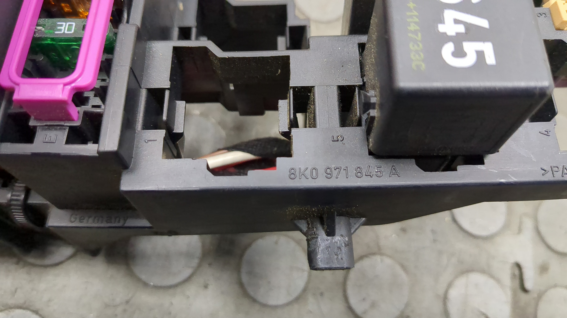 Блок предохранителей