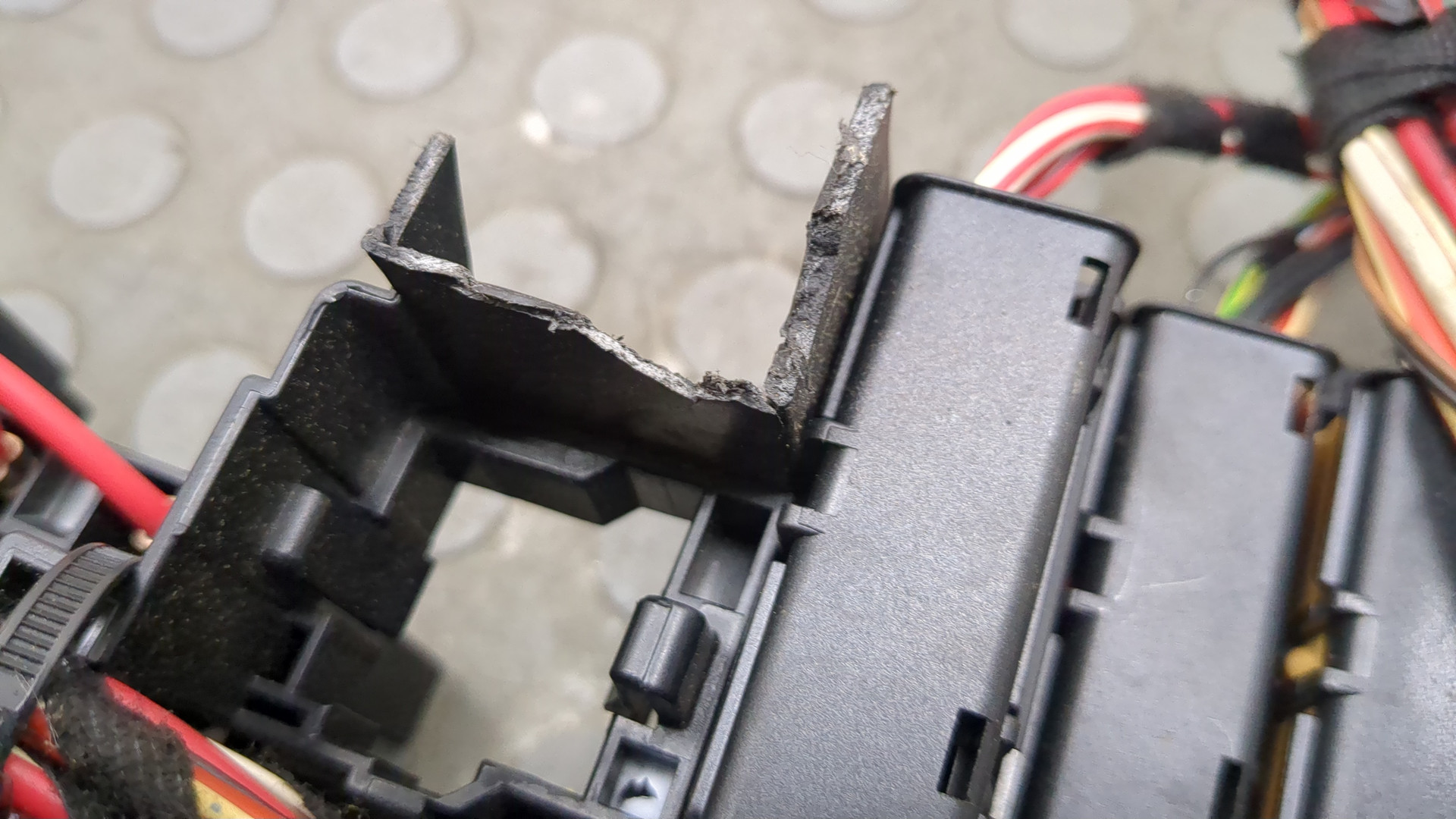 Блок предохранителей