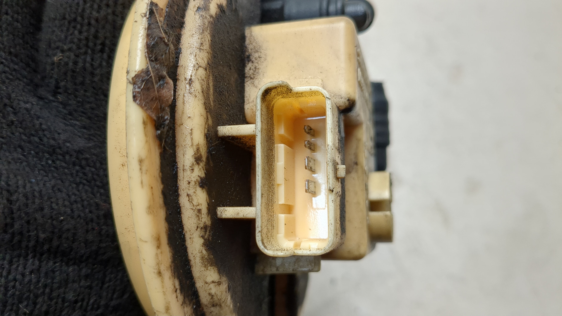 Насос топливный электрический