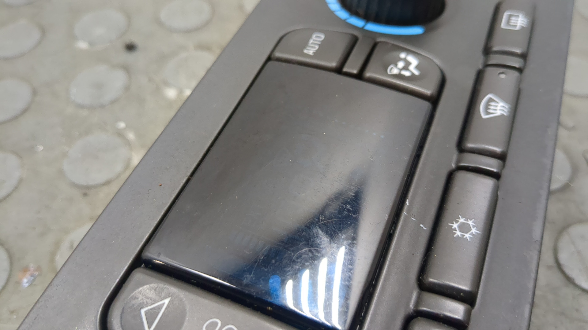 Блок управления климатической установкой