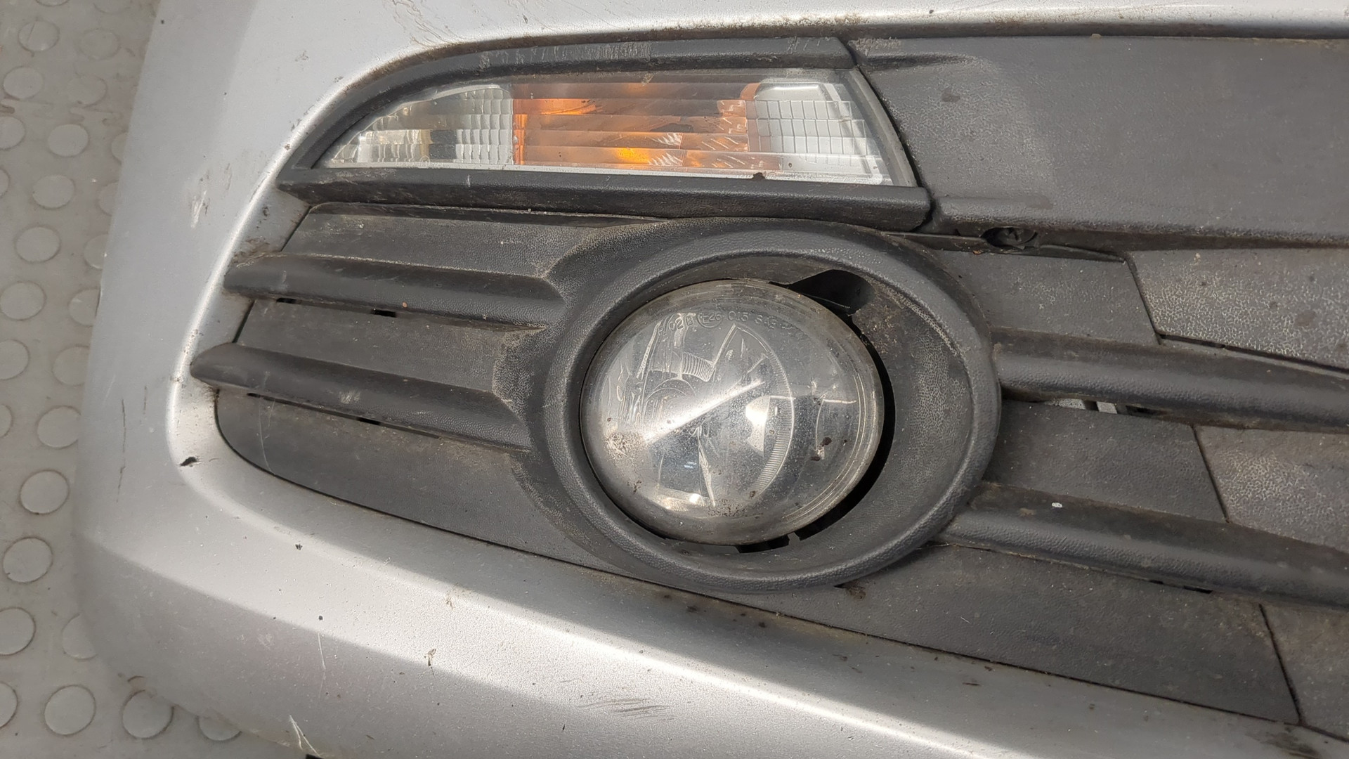 Бампер передний