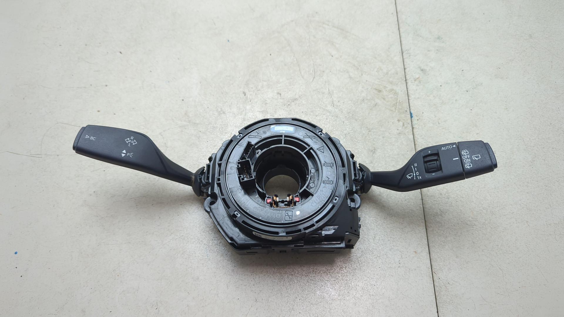 Переключатель подрулевой