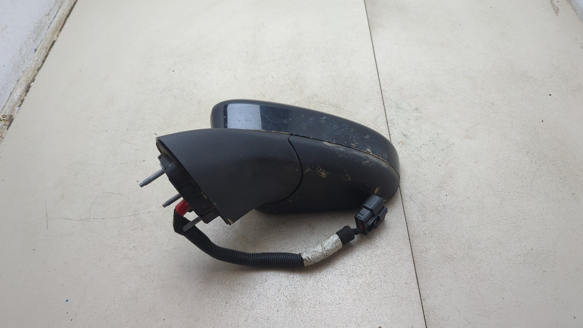 Зеркало левое электрическое