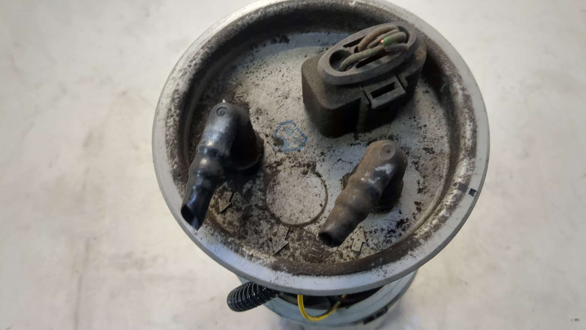 Насос топливный электрический