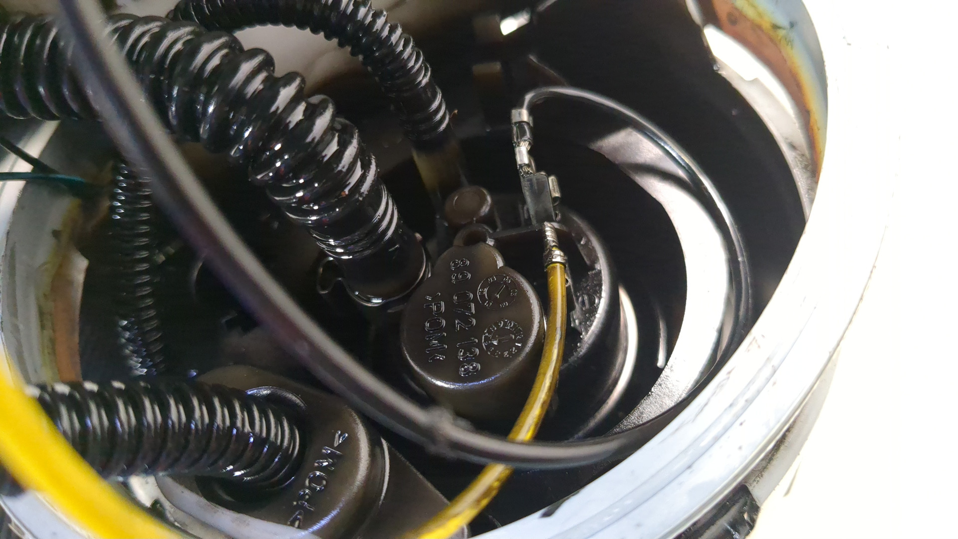 Насос топливный электрический