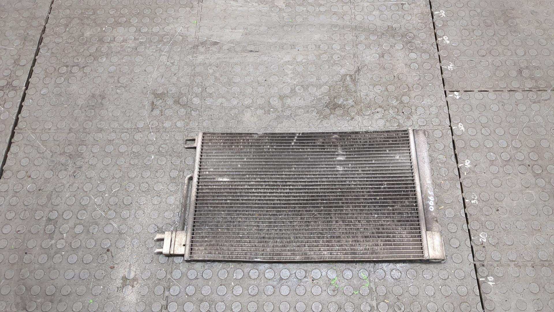 Радиатор кондиционера / конденсер