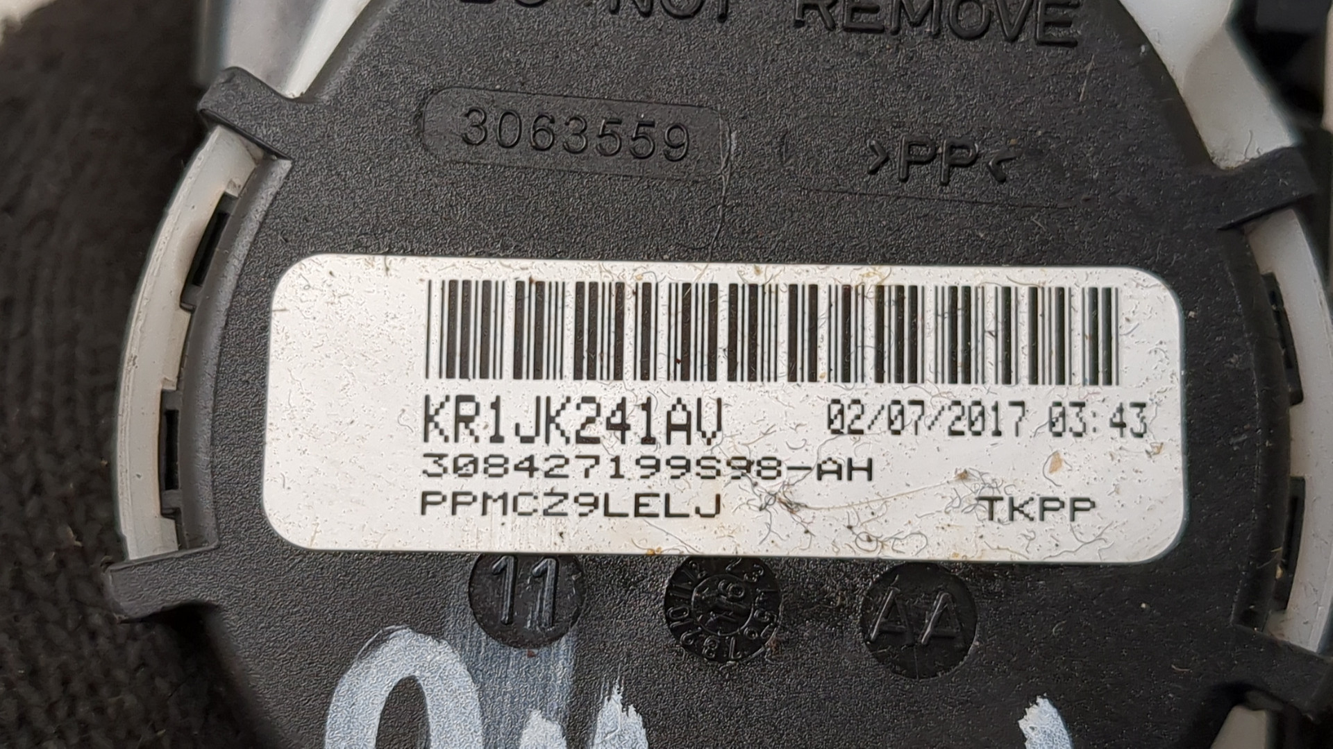 Ремень безопасности