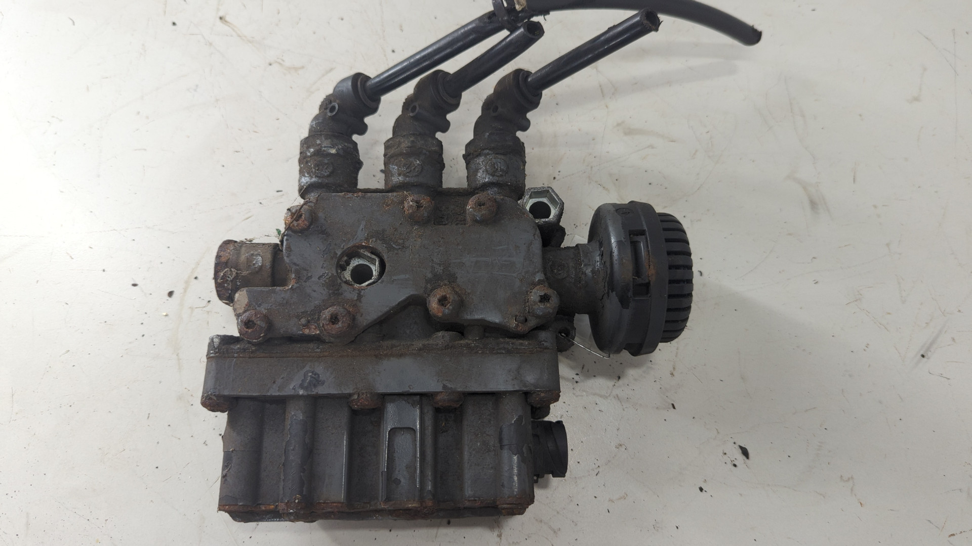 Кран уровня пола