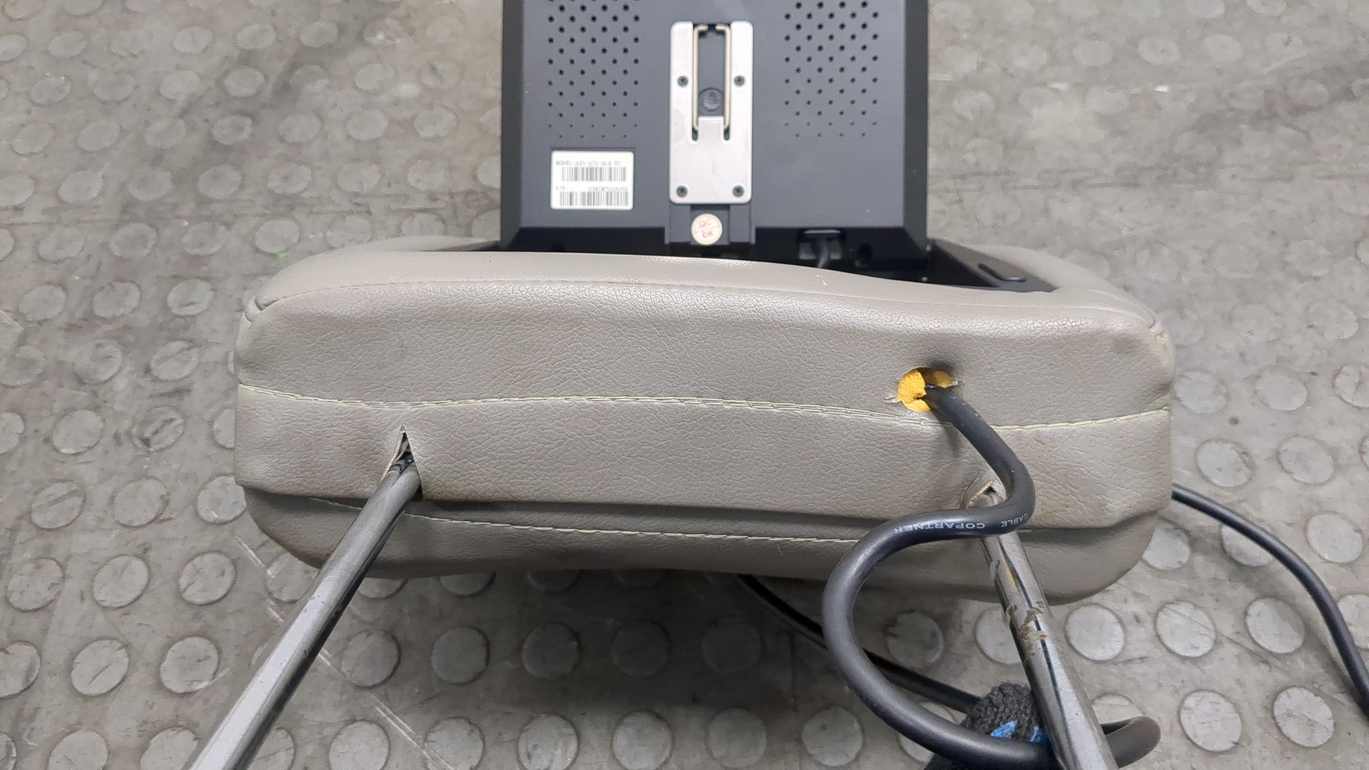 Подголовник сиденья