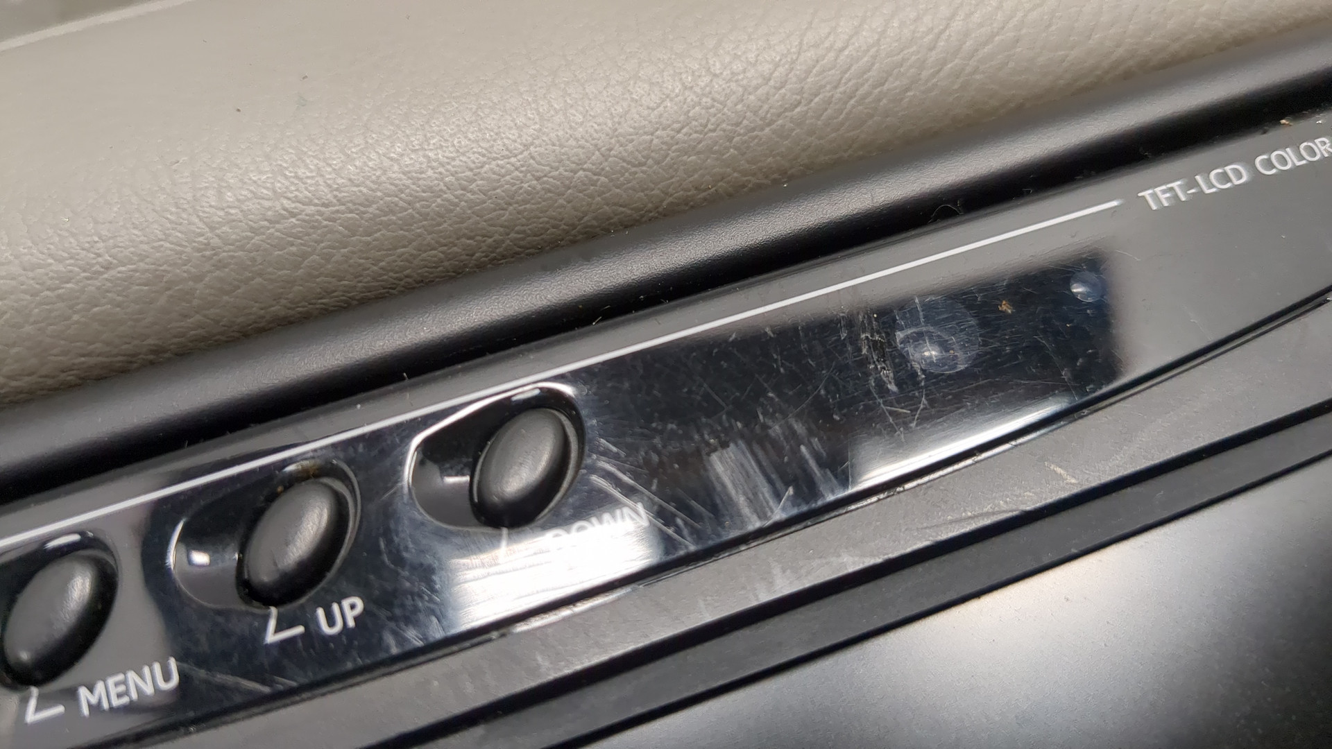 Подголовник сиденья