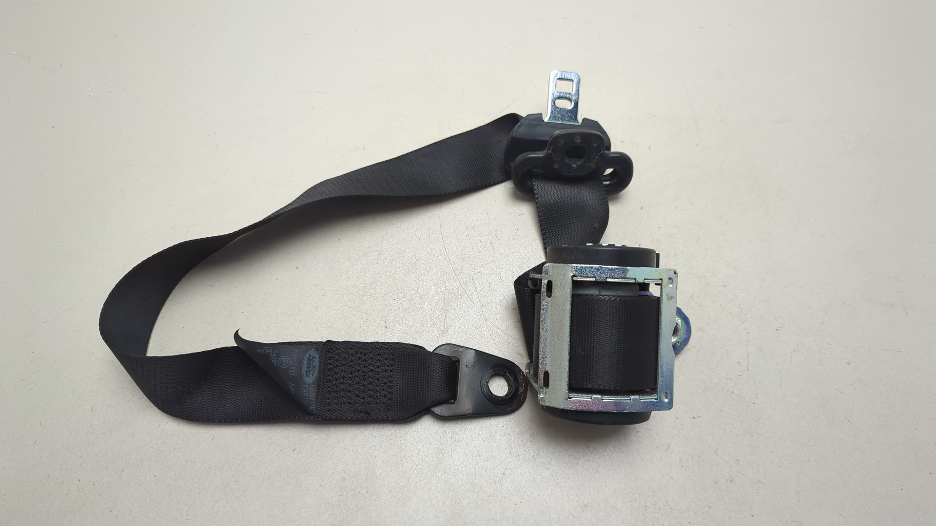 Ремень безопасности