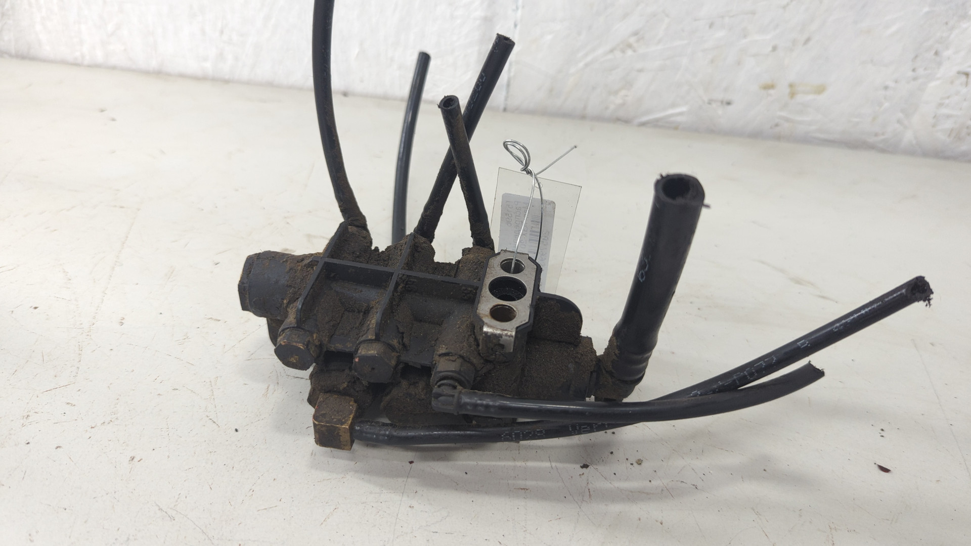 Распределитель тормозных сил