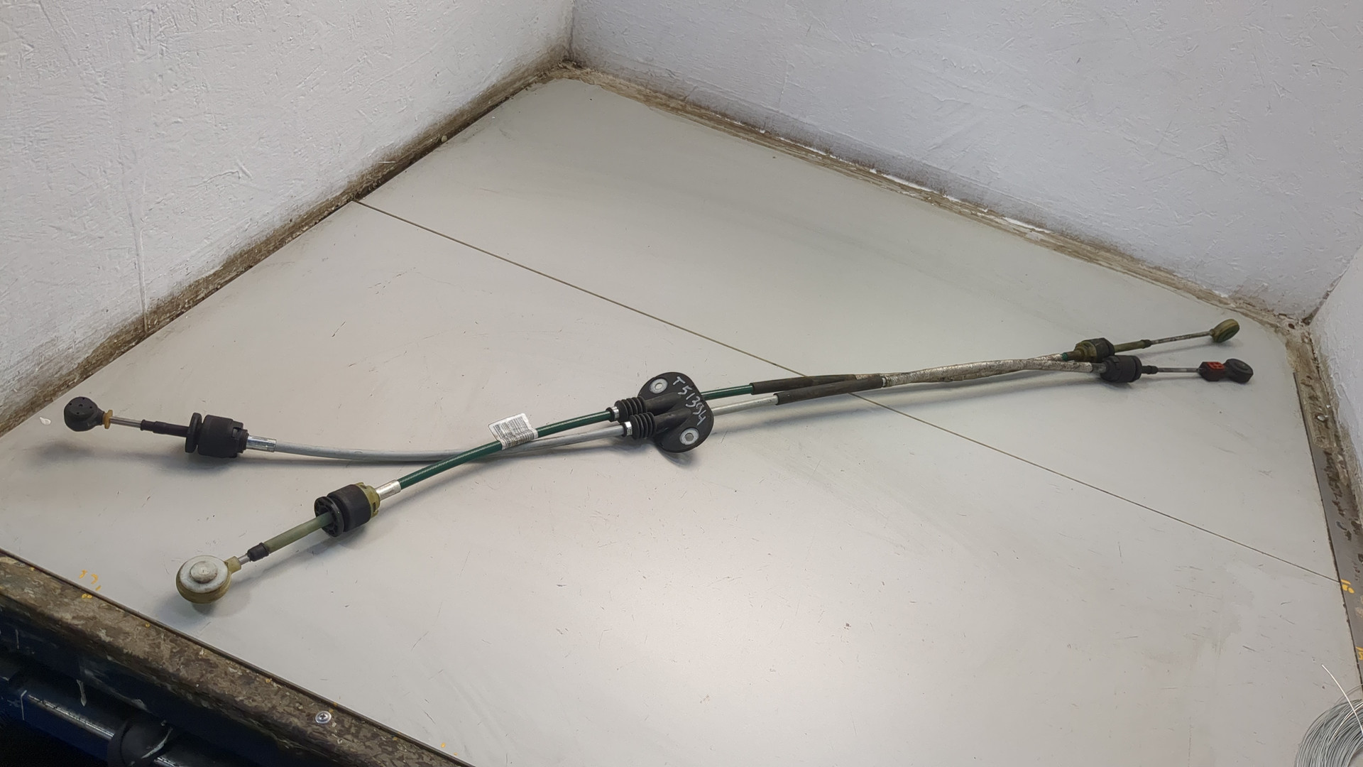 Трос КПП (выбора/переключения передач)