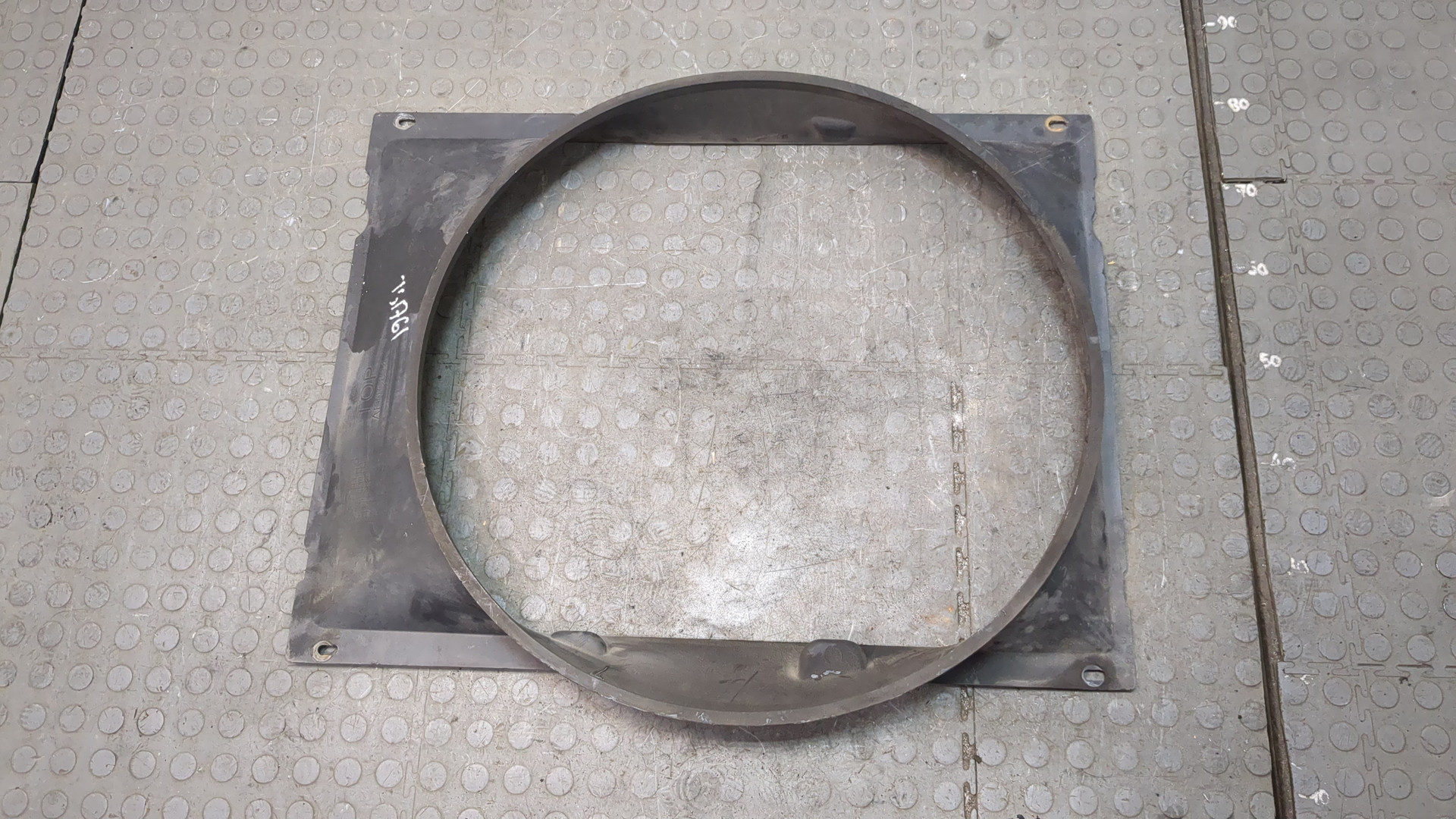 Диффузор вентилятора