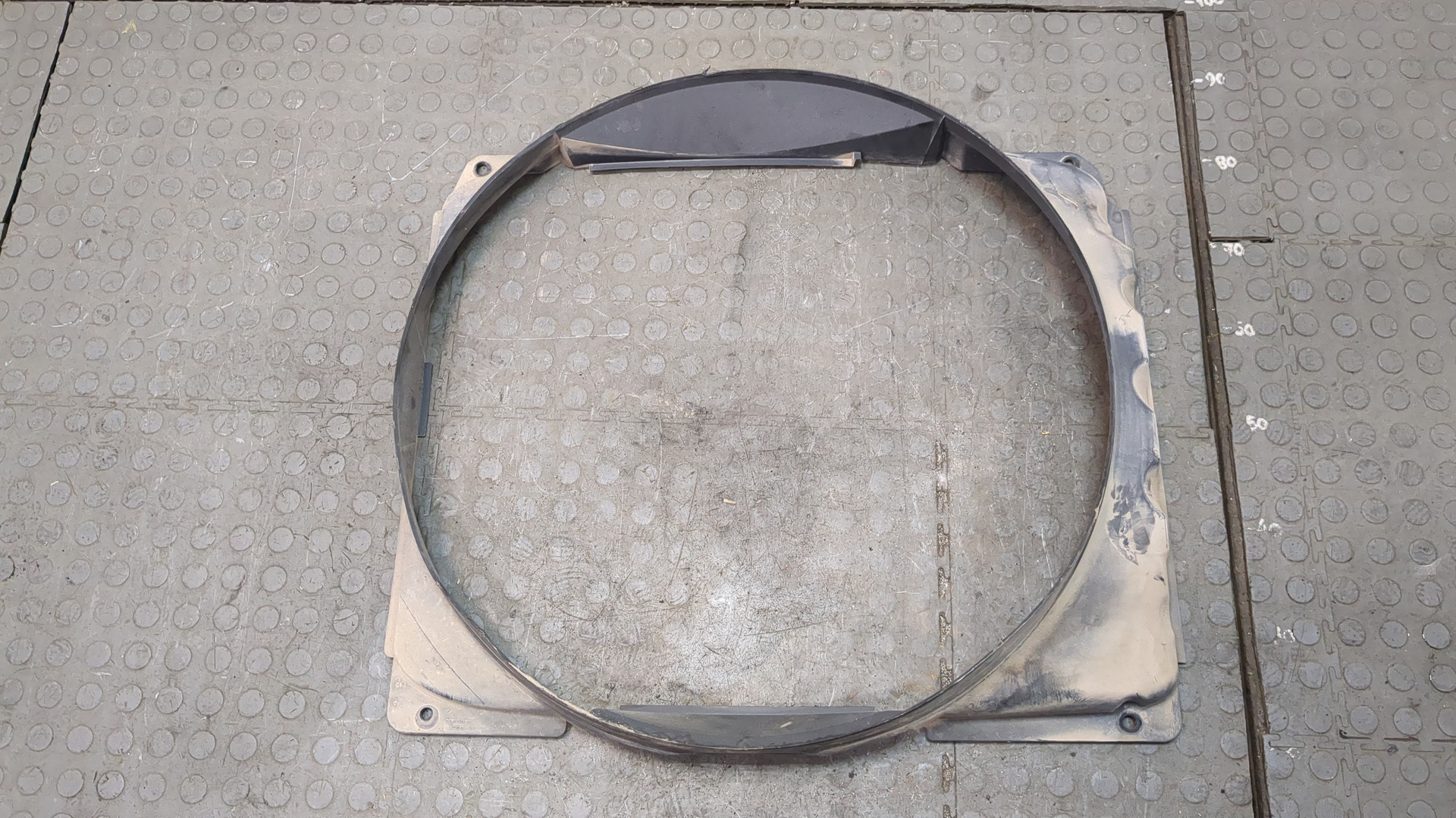 Диффузор вентилятора