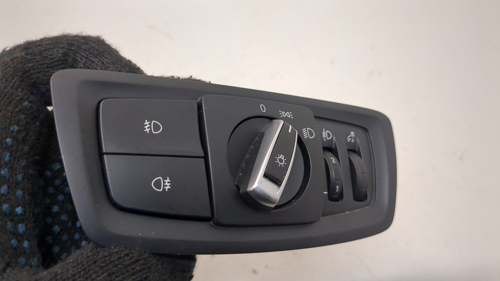 Переключатель света фар