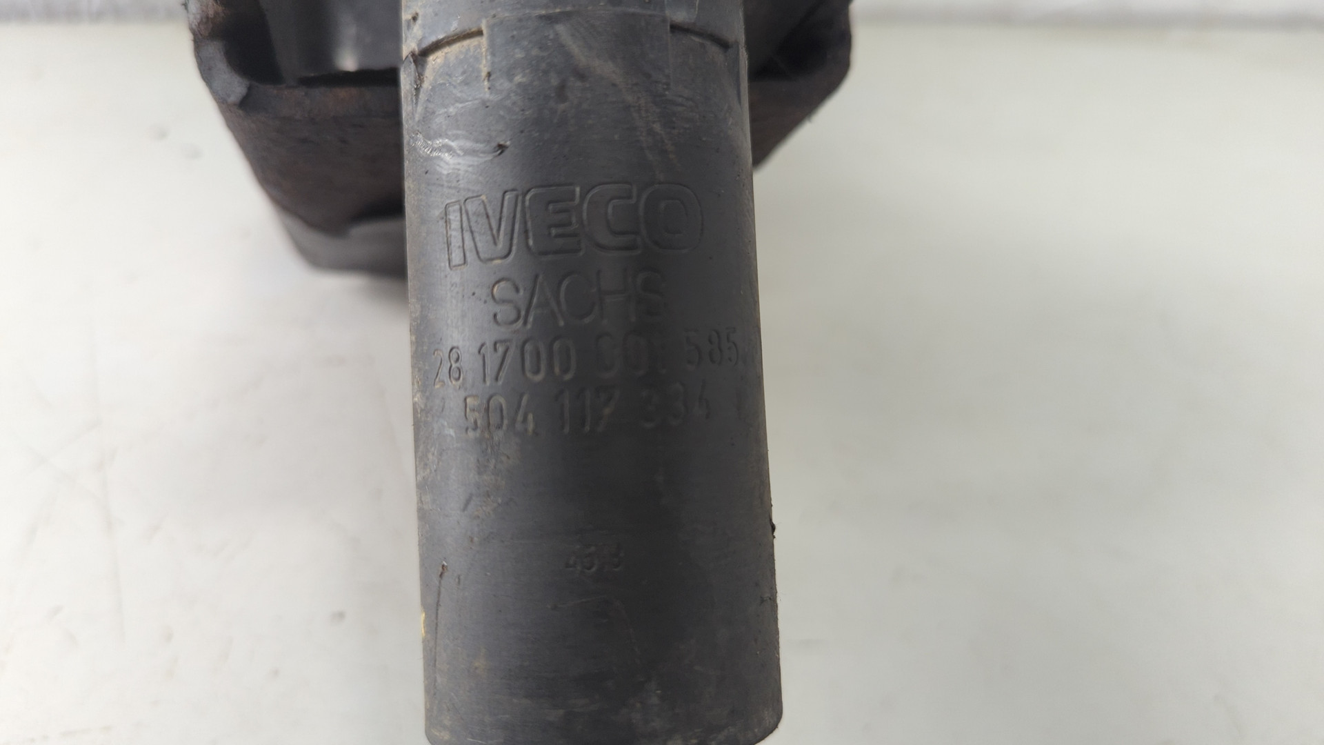 Амортизатор кабины