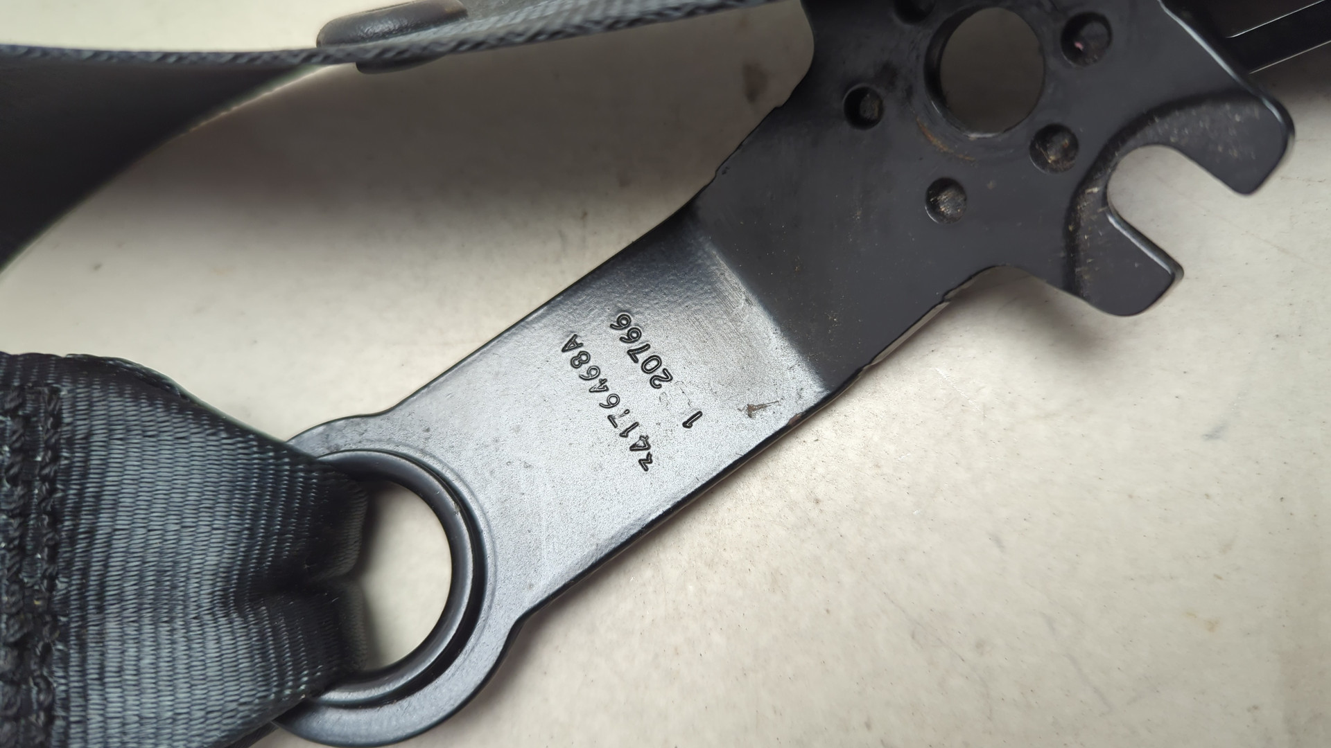 Ремень безопасности