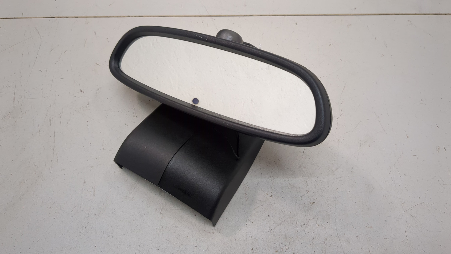 Зеркало заднего вида