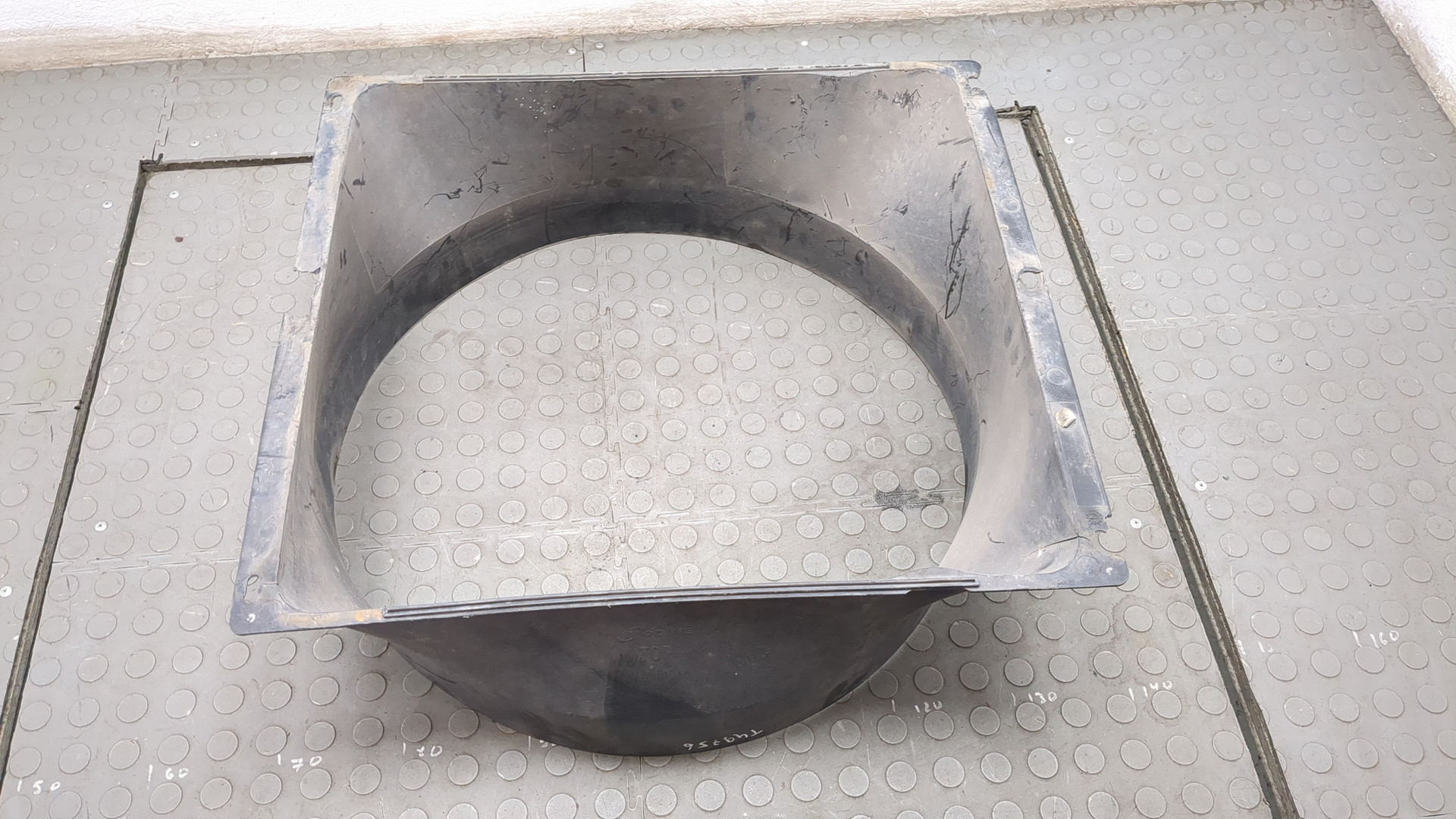 Диффузор вентилятора