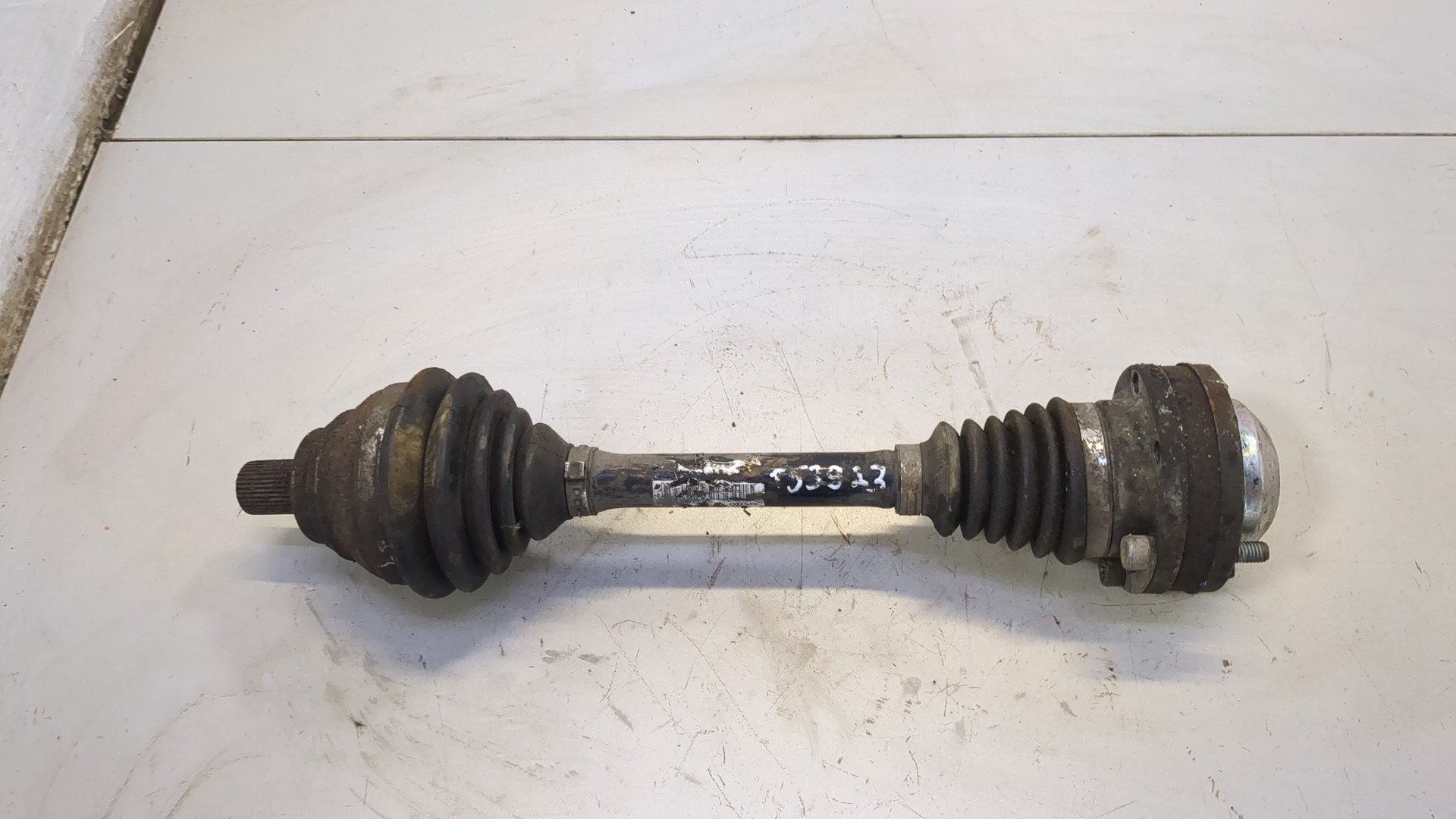 Полуось передняя левая