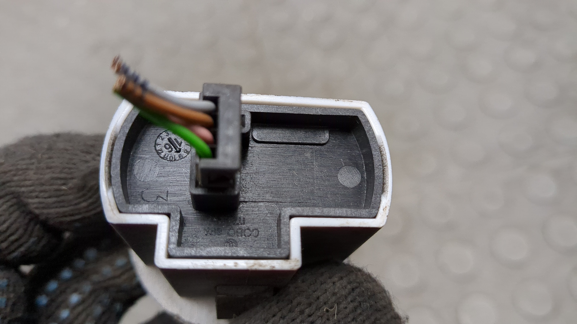 Кнопка корректора фар