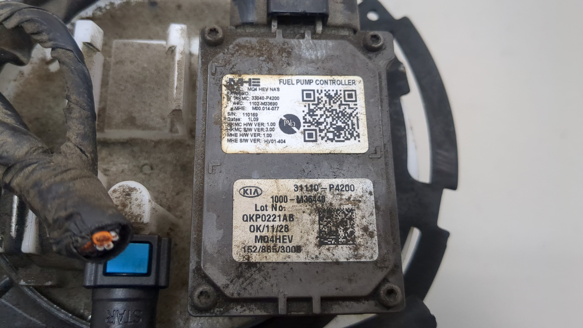 Насос топливный электрический