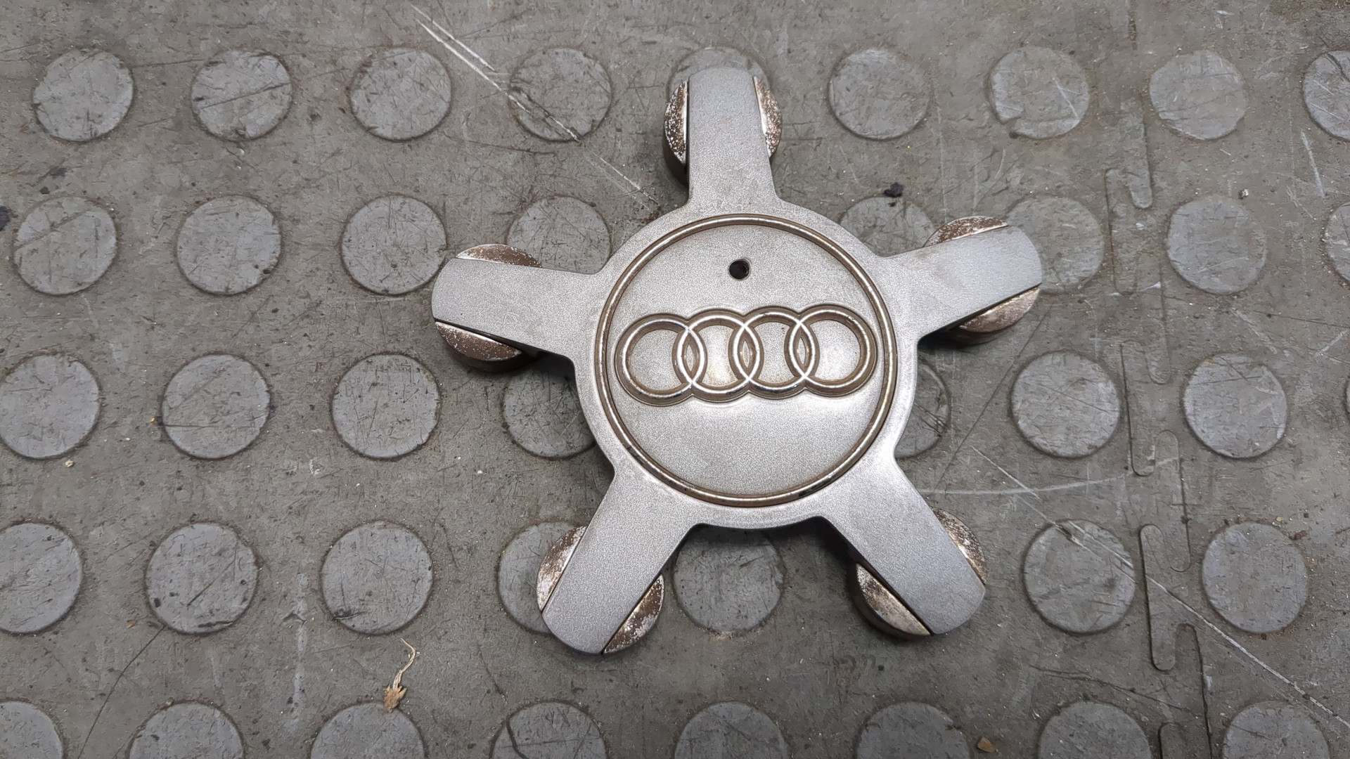 Колпак декоративный