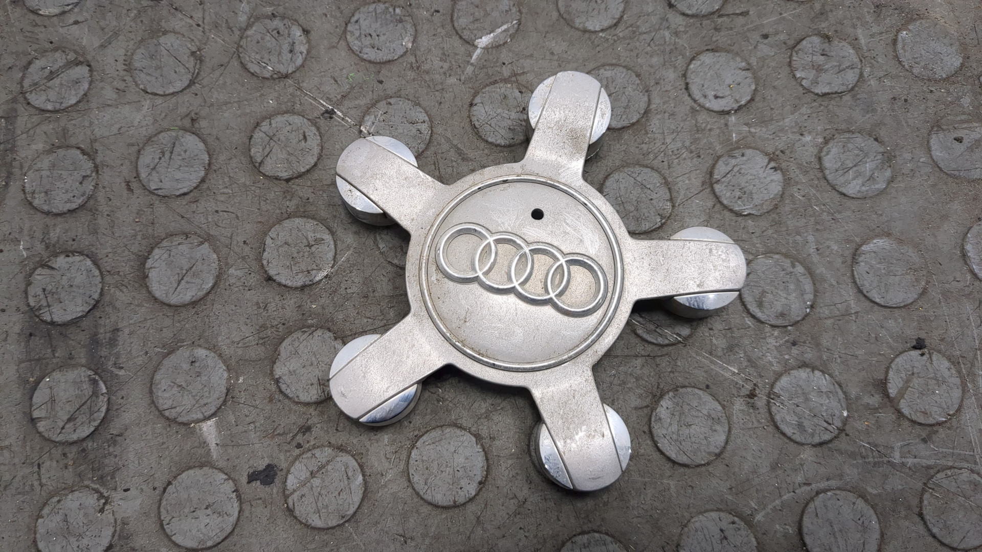 Колпак декоративный