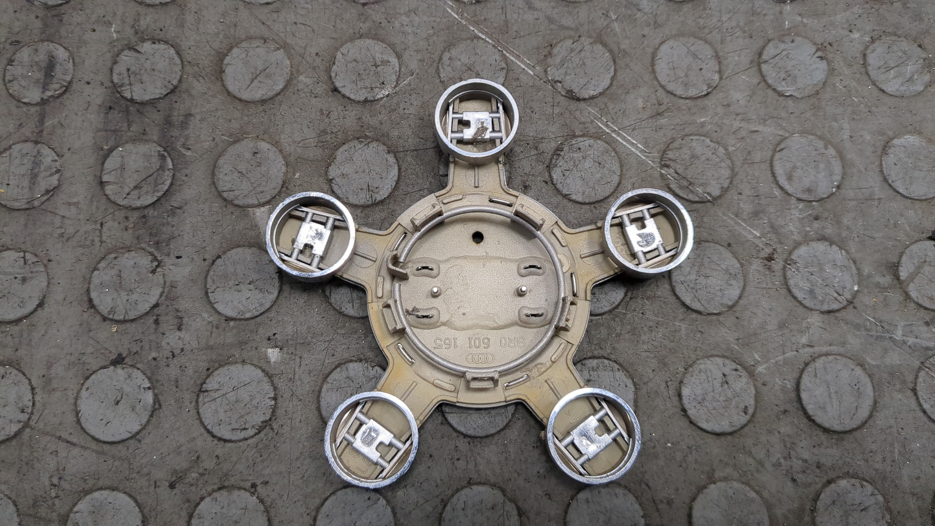 Колпак декоративный