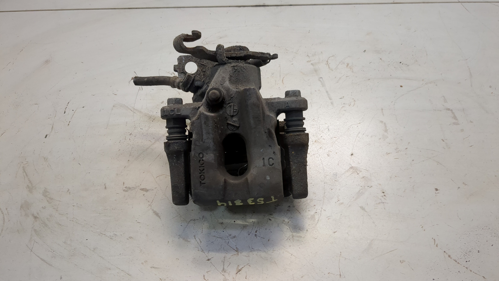 Суппорт задний левый