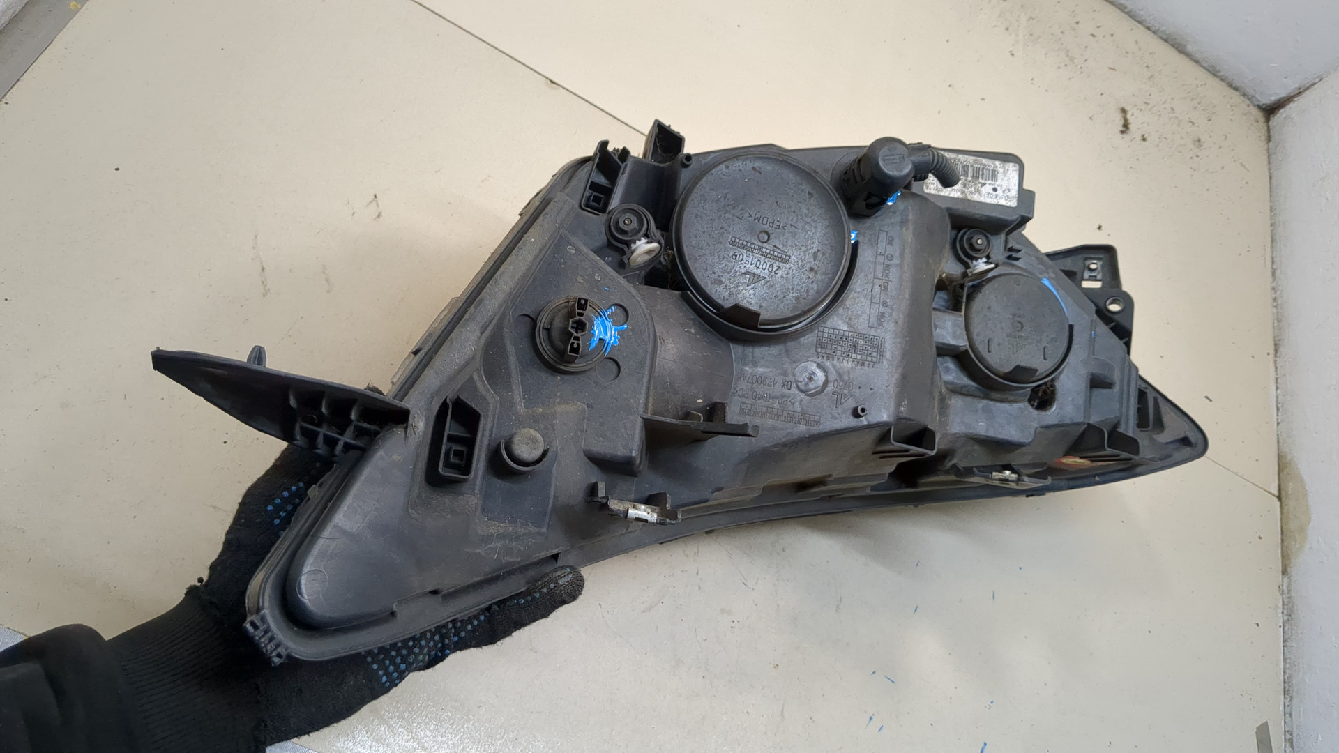 Фара правая