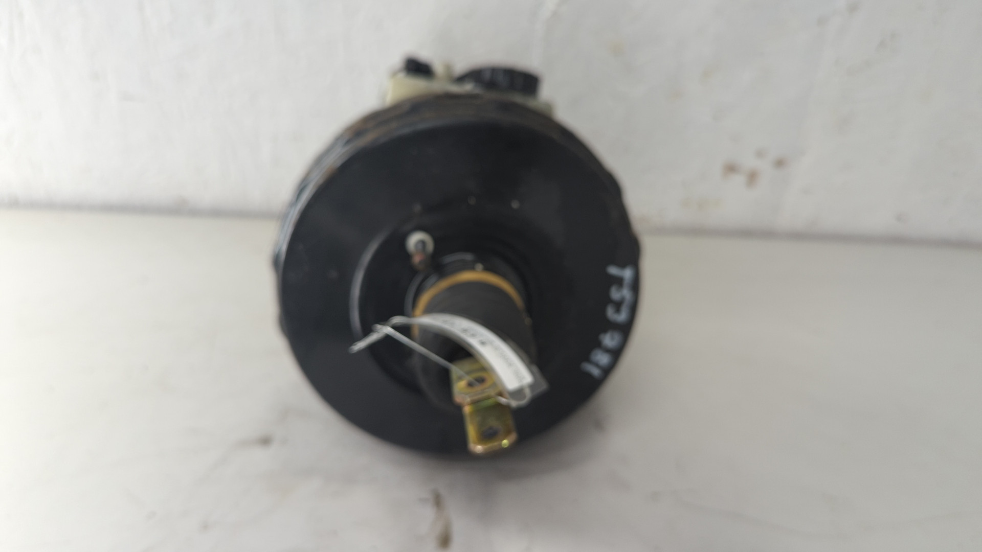 Цилиндр тормозной главный