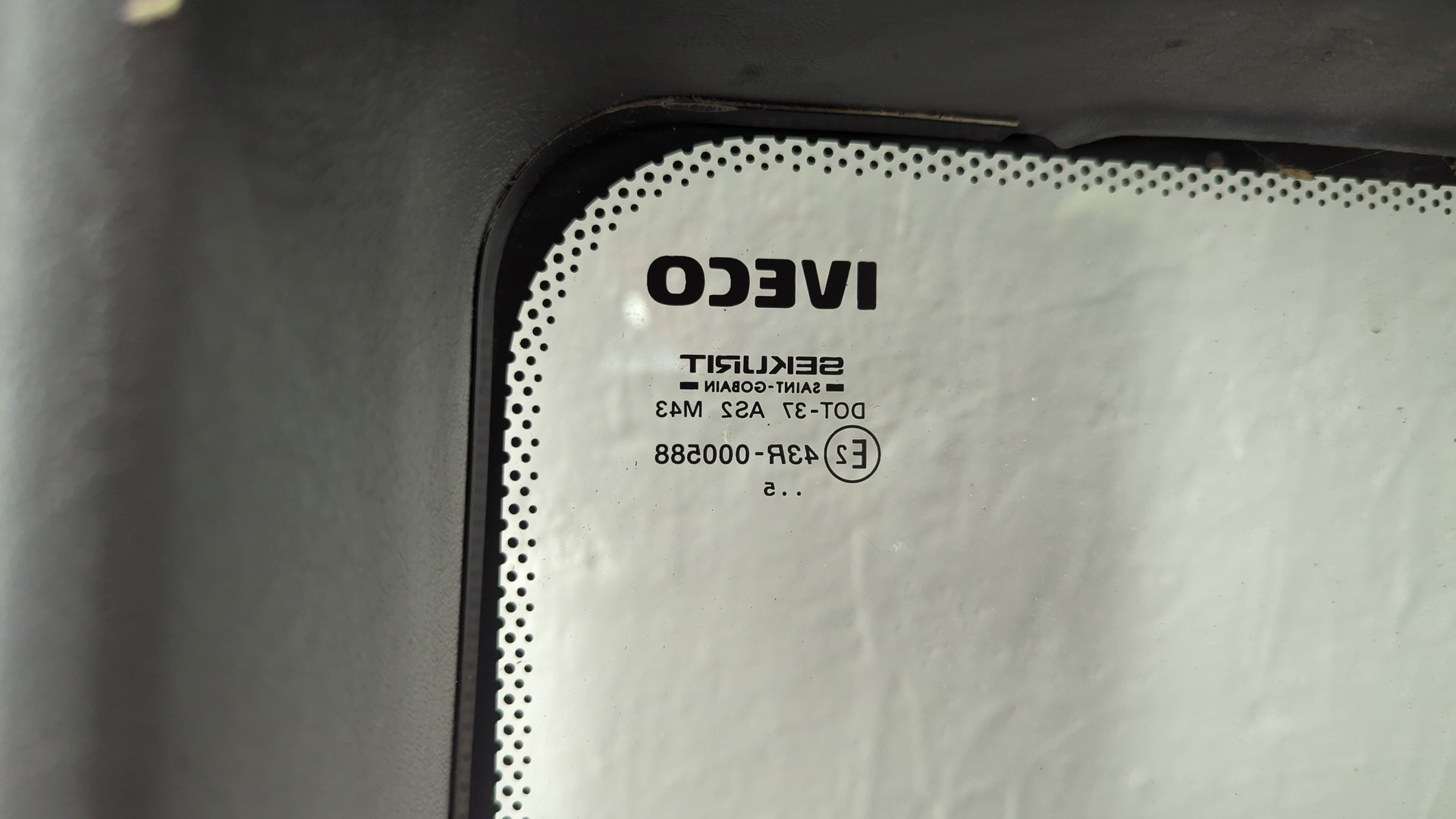 Дверь передняя правая