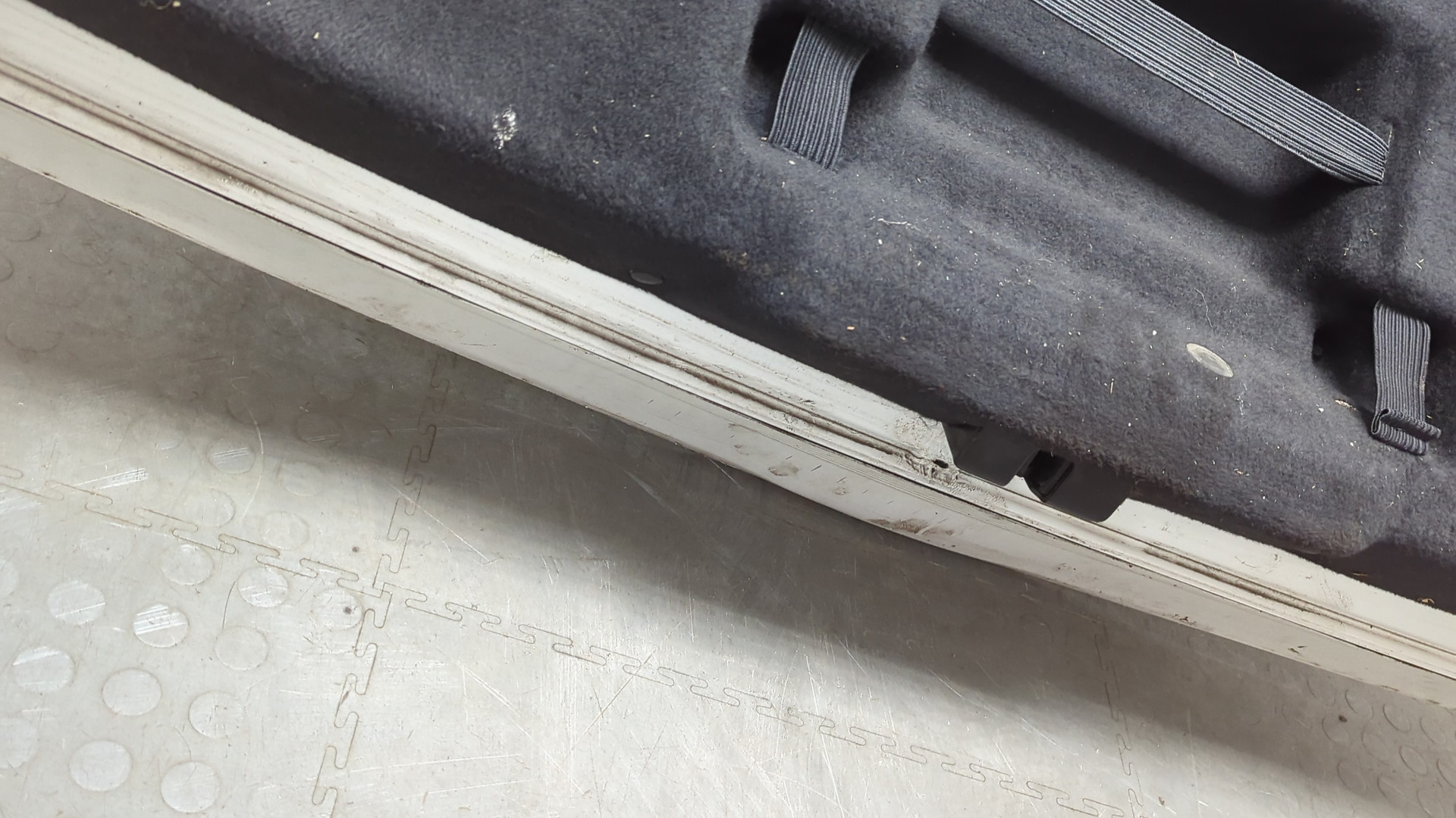 Дверь багажника