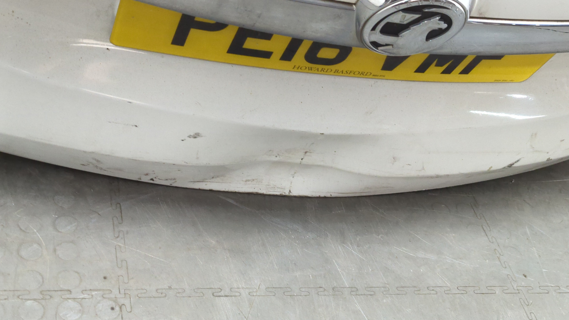 Дверь багажника