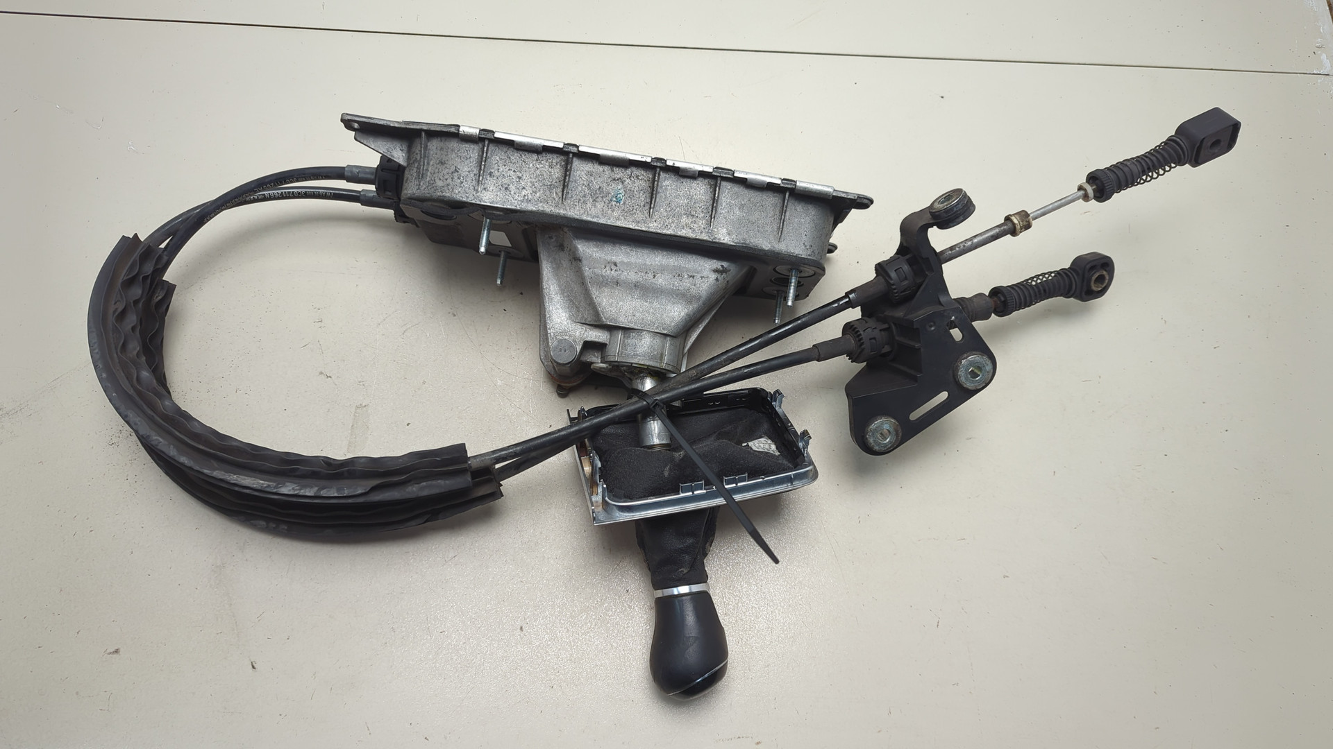 Кулиса МКПП / АКПП